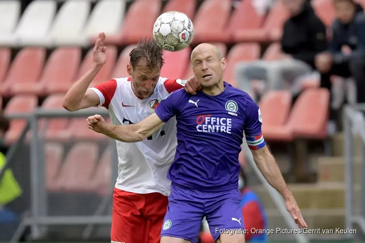 Gustafsson schiet FC Utrecht langs FC Groningen naar finale play-offs
