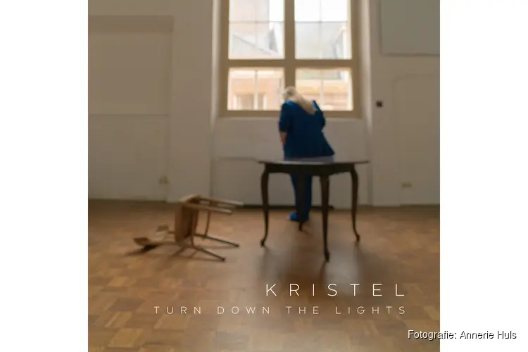 Kristel released nieuwe single: 'Turn down the lights'